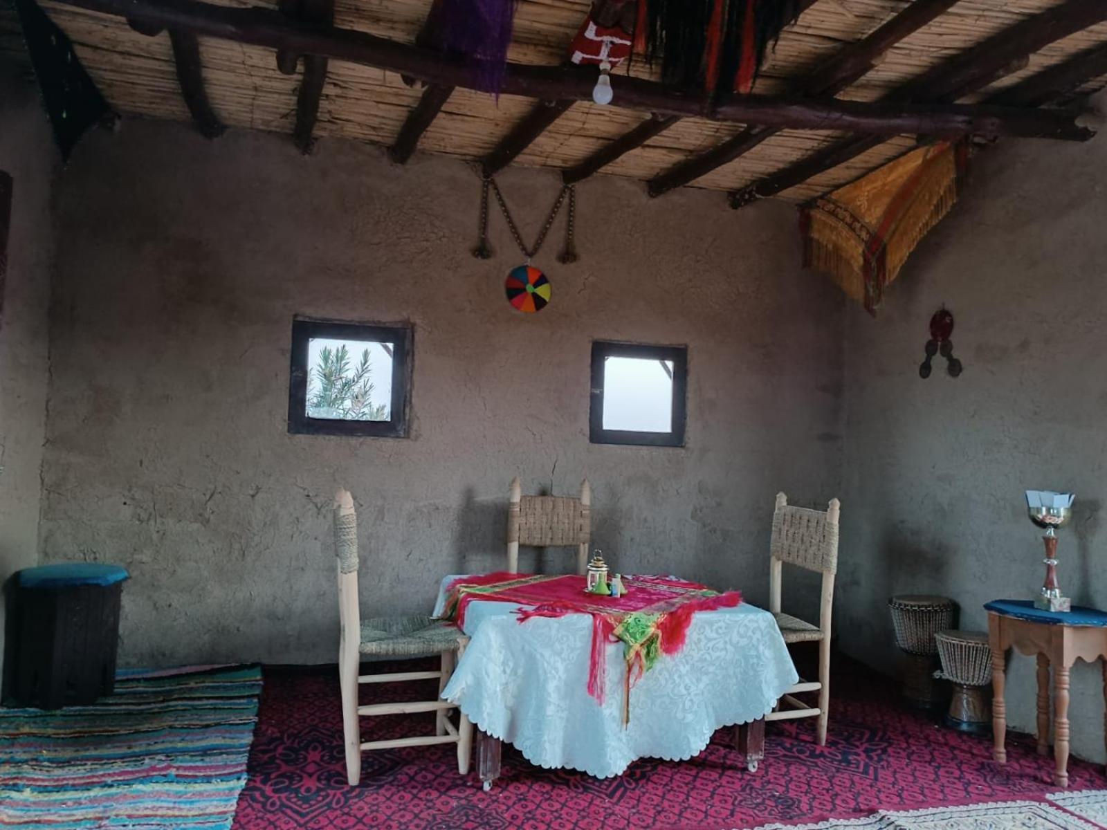 ホテル Camp Familia Erg Chebbi メルズーガ エクステリア 写真