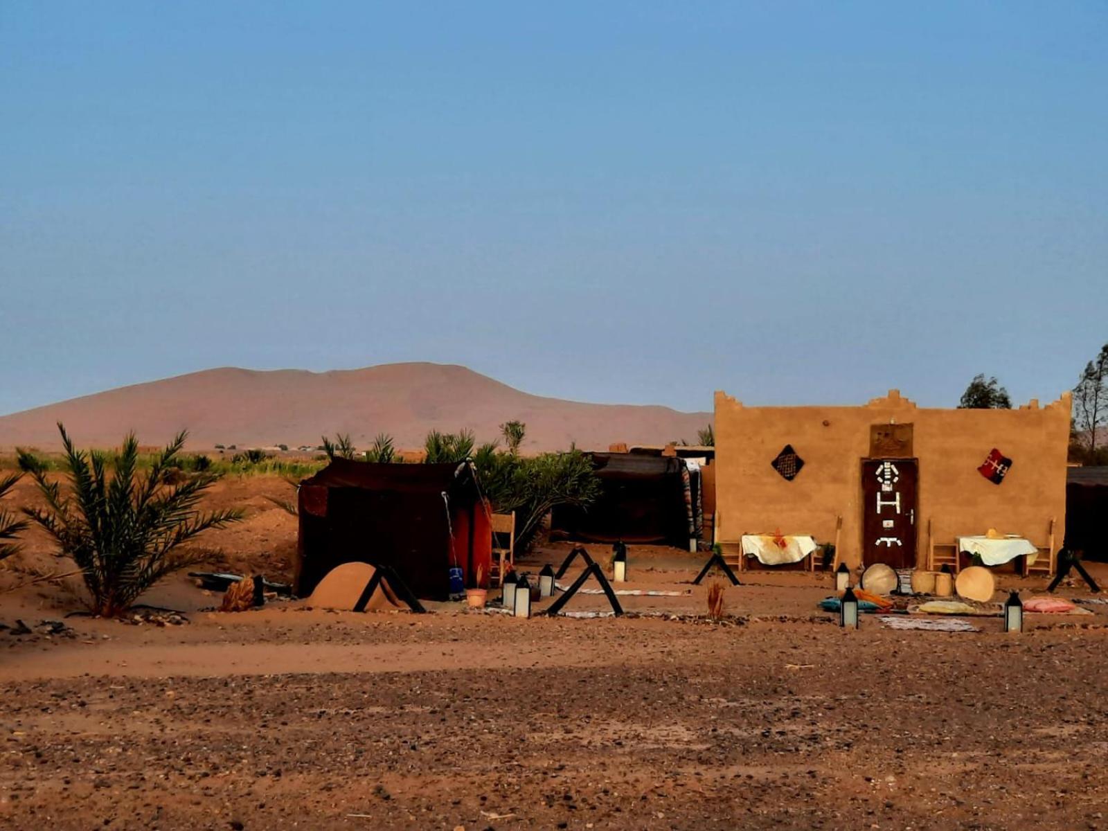ホテル Camp Familia Erg Chebbi メルズーガ エクステリア 写真