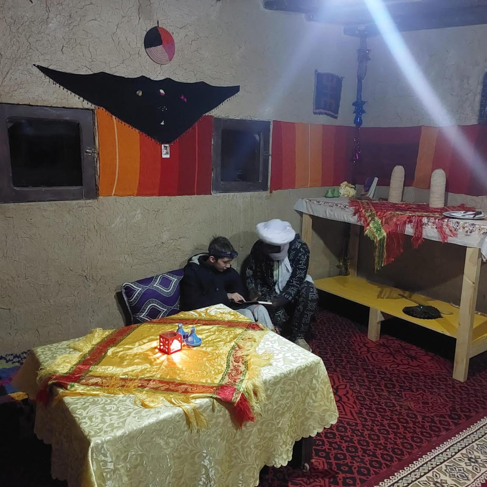 ホテル Camp Familia Erg Chebbi メルズーガ エクステリア 写真