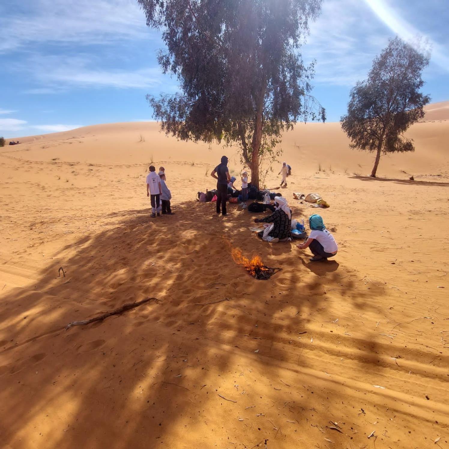 ホテル Camp Familia Erg Chebbi メルズーガ エクステリア 写真